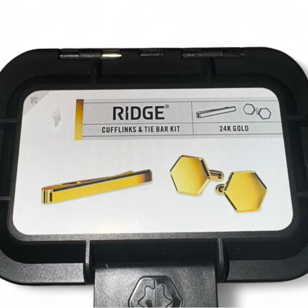 Ridge 24K Gold - Cufflinks & Tie Bar Set was told that set has 1/8th ounce gold - Picture 11 of 12